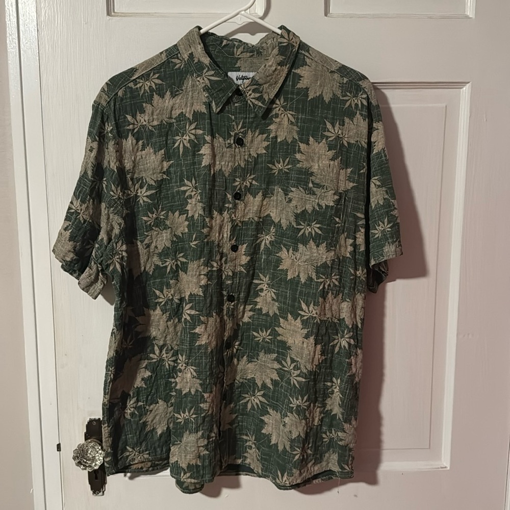 Vatpave Men's Hawaiian Short Sleeve Button Down XL Shirt with Pocket